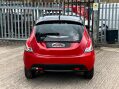 Chrysler Ypsilon 1.2 Black&Red Euro 5 (s/s) 5dr 21