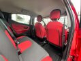 Chrysler Ypsilon 1.2 Black&Red Euro 5 (s/s) 5dr 45