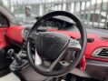 Chrysler Ypsilon 1.2 Black&Red Euro 5 (s/s) 5dr 35