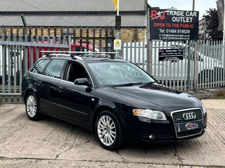Audi A4 1.8T SE quattro 5dr