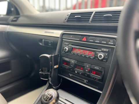 Audi A4 1.8T SE quattro 5dr 28