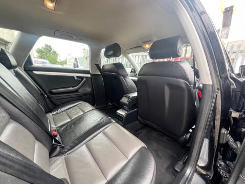 Audi A4 1.8T SE quattro 5dr 38
