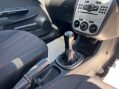 Vauxhall Corsa 1.2i 16v SXi 3dr 34