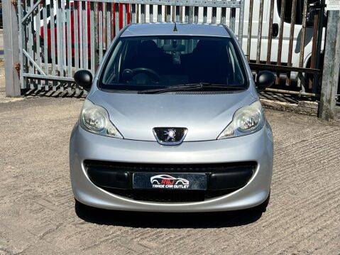 Peugeot 107 1.0 12V Urban Move Euro 4 3dr 8