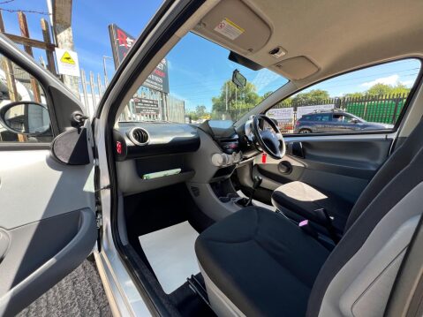 Peugeot 107 1.0 12V Urban Move Euro 4 3dr 50