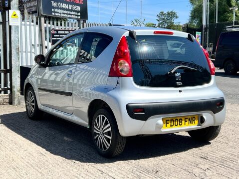 Peugeot 107 1.0 12V Urban Move Euro 4 3dr 18