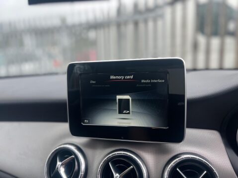 Mercedes-Benz CLA Class 2.1 CLA200d Sport Coupe Euro 6 (s/s) 4dr 39