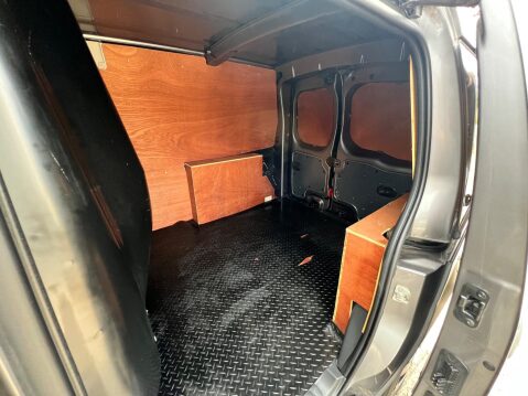 Nissan NV250 1.5 dCi Tekna L1 Euro 6 (s/s) 4dr 22