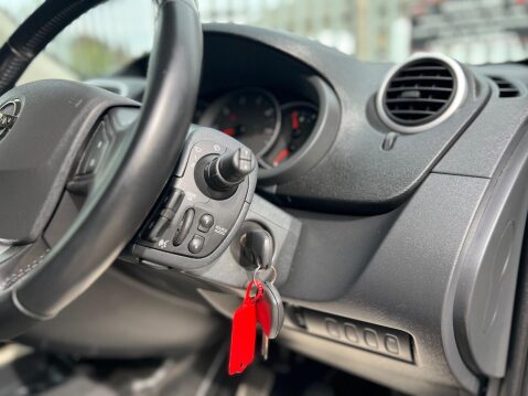 Nissan NV250 1.5 dCi Tekna L1 Euro 6 (s/s) 4dr 45