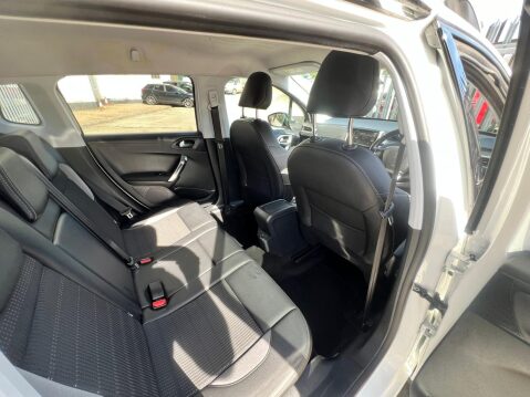 Peugeot 2008 1.6 e-HDi Allure Euro 5 (s/s) 5dr 54