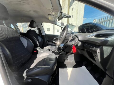 Peugeot 2008 1.6 e-HDi Allure Euro 5 (s/s) 5dr 30