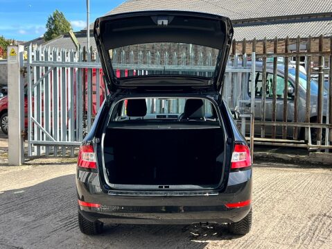 Skoda Fabia 1.0 SE Euro 6 (s/s) 5dr 23