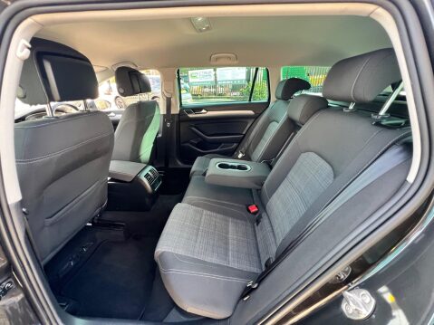 Volkswagen Passat 1.6 TDI SE Nav DSG Euro 6 (s/s) 5dr 69