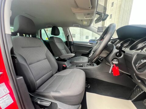 Volkswagen Golf 1.6 TDI Match DSG Euro 6 (s/s) 5dr 28