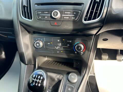 Ford Focus 1.5 TDCi ECOnetic Style Euro 6 (s/s) 5dr 43