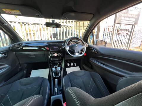 DS DS 3 1.6 BlueHDi Elegance Euro 6 (s/s) 3dr 34