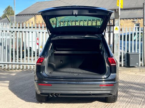 Volkswagen Tiguan 2.0 TDI BlueMotion Tech SE Navigation DSG 4Motion Euro 6 (s/s) 5dr 22