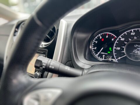 Nissan Note 1.5 dCi Tekna Euro 5 (s/s) 5dr 37