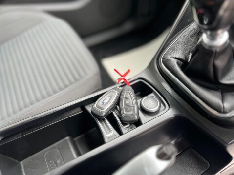 Ford C-Max 1.5 TDCi Titanium Euro 6 (s/s) 5dr 38