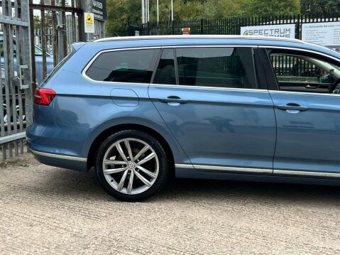 Volkswagen Passat 2.0 TDI GT DSG Euro 6 (s/s) 5dr 12