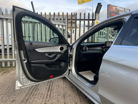 Mercedes-Benz C Class 2.1 C220 BlueTEC AMG Line G-Tronic+ Euro 6 (s/s) 4dr 61