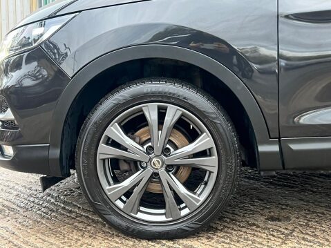 Nissan Qashqai 1.5 dCi N-Connecta Euro 6 (s/s) 5dr 15