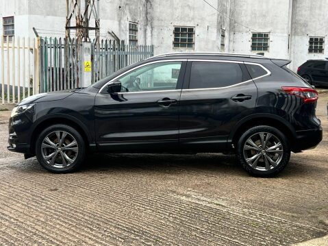 Nissan Qashqai 1.5 dCi N-Connecta Euro 6 (s/s) 5dr 13
