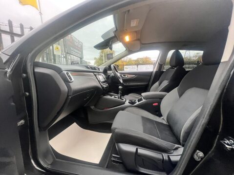 Nissan Qashqai 1.5 dCi N-Connecta Euro 6 (s/s) 5dr 59
