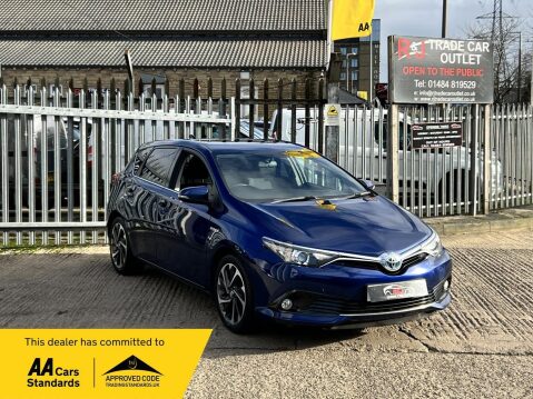 Toyota Auris 1.8 VVT-h Design CVT Euro 6 (s/s) 5dr 1