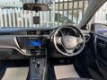 Toyota Auris 1.8 VVT-h Design CVT Euro 6 (s/s) 5dr 27