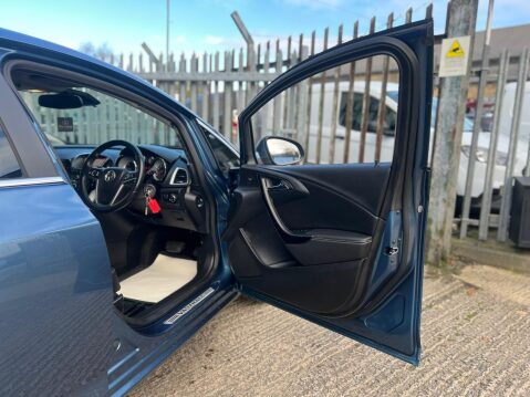 Vauxhall Astra 2.0 CDTi Elite Auto Euro 5 5dr 52
