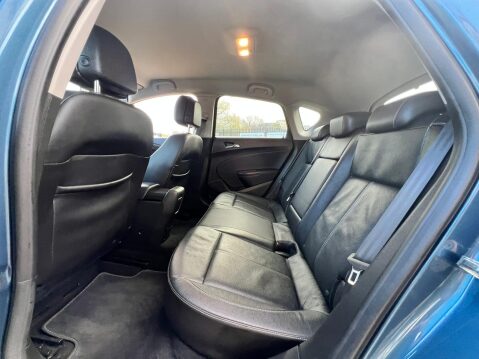 Vauxhall Astra 2.0 CDTi Elite Auto Euro 5 5dr 70