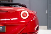 Ferrari California T. MAGNERIDE SUSPENSION. CARBON FIBRE DRIVER ZONE + LEDS. PARKING CAMERAS. 25