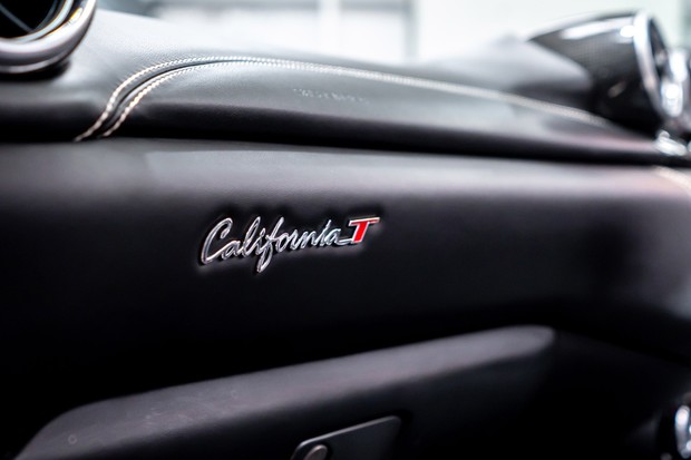 Ferrari California T. MAGNERIDE SUSPENSION. CARBON FIBRE DRIVER ZONE + LEDS. PARKING CAMERAS. 3