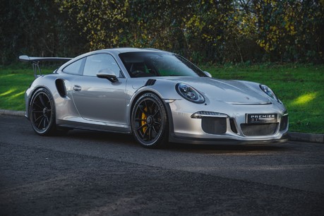Porsche 911 GT3 RS. 18-WAY ADJUSTABLE SEATS. NOW SOLD. SIMILAR REQUIRED. 62