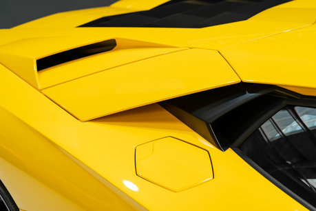 Lamborghini Aventador LP 740-4 S 6.5 V12. NOW SOLD. SIMILAR REQUIRED. PLEASE CALL 01903 254 800. 19