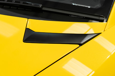 Lamborghini Aventador LP 740-4 S 6.5 V12. NOW SOLD. SIMILAR REQUIRED. PLEASE CALL 01903 254 800. 27