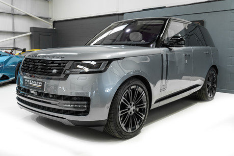 Land Rover Range Rover AUTOBIOGRAPHY P530 V8. NOW SOLD. SIMILAR REQUIRED. CALL 01903 254 800. 3