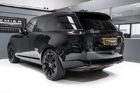 Land Rover Range Rover AUTOBIOGRAPHY P530 V8. NOW SOLD. SIMILAR REQUIRED. CALL 01903 254 800. 5
