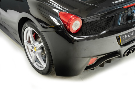 Ferrari 458 ITALIA DCT. CARBON DRIVER ZONE + LEDS CARBON BRIDGE. ELECTRIC DAYTONA SEATS 11