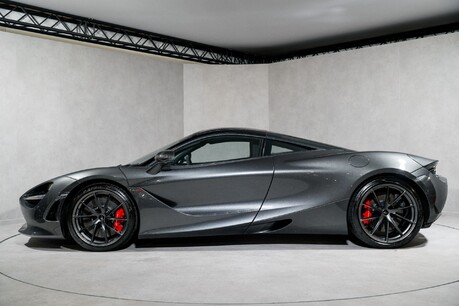 McLaren 720S V8 SSG. CARBON EXT 1. CARBON INT. FRONT LIFT. 360 CAM. SPORTS EXHAUST. 10