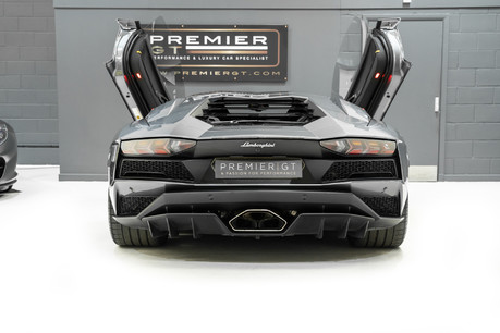 Lamborghini Aventador S LP 740-4 S-A TRANSPARENT ENGINE COVER. DIAMOND WHEELS. FULL LSH. CARBON INT 8