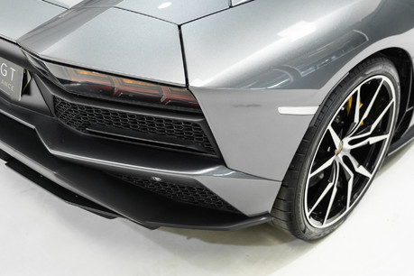 Lamborghini Aventador S LP 740-4 S-A TRANSPARENT ENGINE COVER. DIAMOND WHEELS. FULL LSH. CARBON INT 13