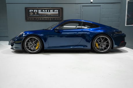 Porsche 911 GT3 TOURING. 6-SPEED MANUAL. FULL PPF. BOSE. FRONT LIFT. CARBON ROOF. 4