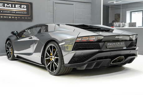 Lamborghini Aventador LP 740-4 S-A. NOW SOLD. SIMILAR REQUIRED. PLEASE CALL 01903 254 800. 11