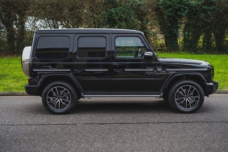 Mercedes-Benz G Class G 400 D 4MATIC AMG LINE PREMIUM PLUS. NOW SOLD. SIMILAR REQUIRED. 16