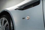 Aston Martin Vantage S V12. 1 OF 114 RHD MANUALS. CARBON FIBRE EXTERIOR. REAR CAM. PREMIUM AUDIO 20