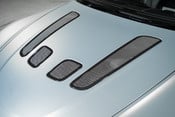 Aston Martin Vantage S V12. 1 OF 114 RHD MANUALS. CARBON FIBRE EXTERIOR. REAR CAM. PREMIUM AUDIO 21