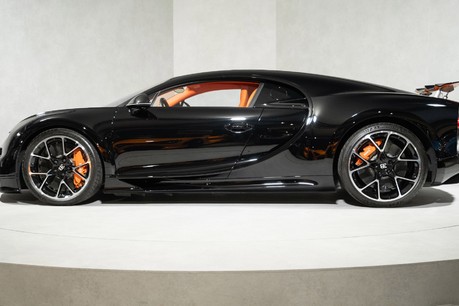 Bugatti Chiron COUPE. UK CAR. BUGATTI WARRANTY & SERVICE PACK UNTIL JULY 2027. 1 OWNER. 4