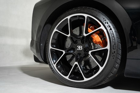 Bugatti Chiron COUPE. UK CAR. BUGATTI WARRANTY & SERVICE PACK UNTIL JULY 2027. 1 OWNER. 14